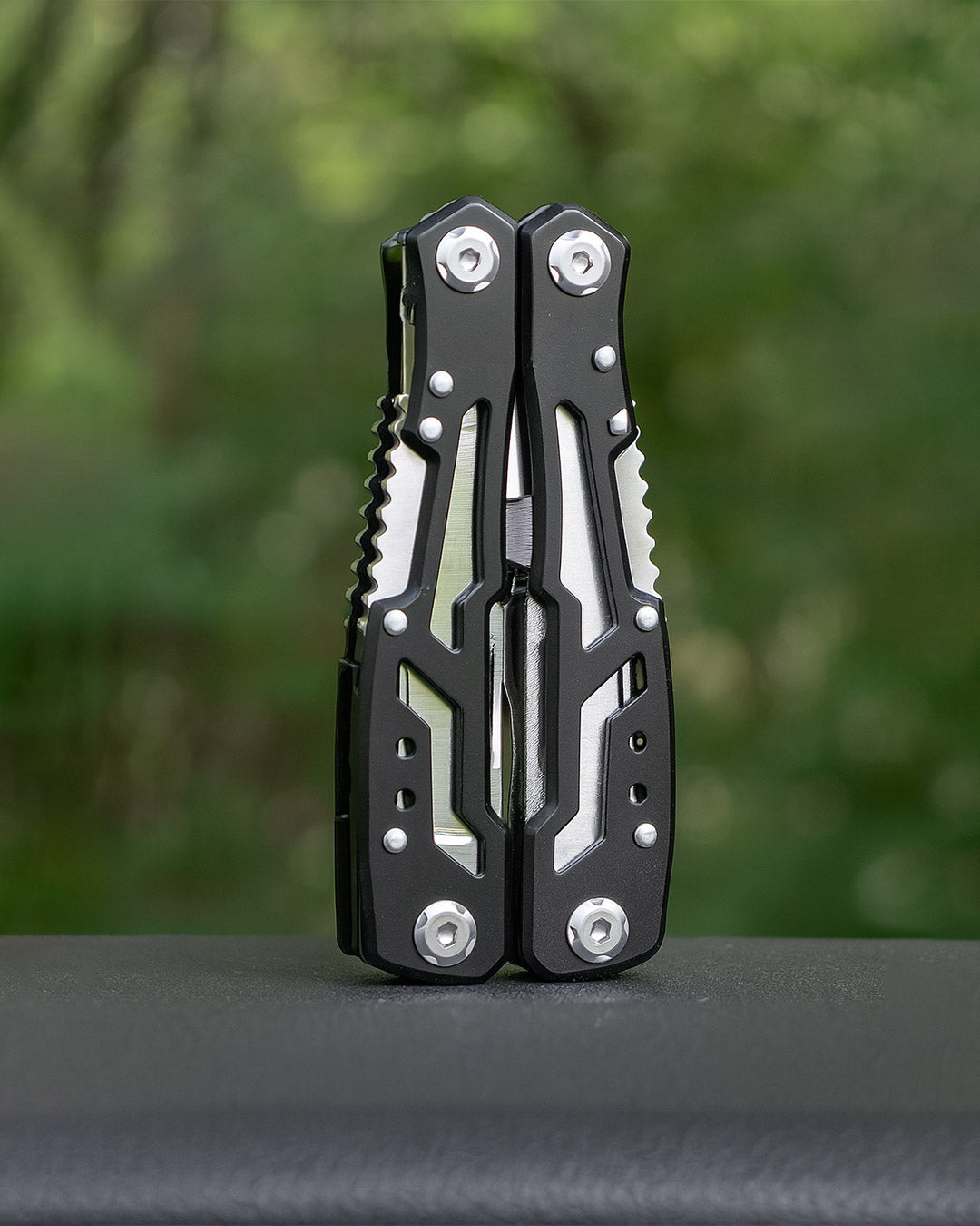 Folding Multi - Tool Pocket Knife - The Survivors Club